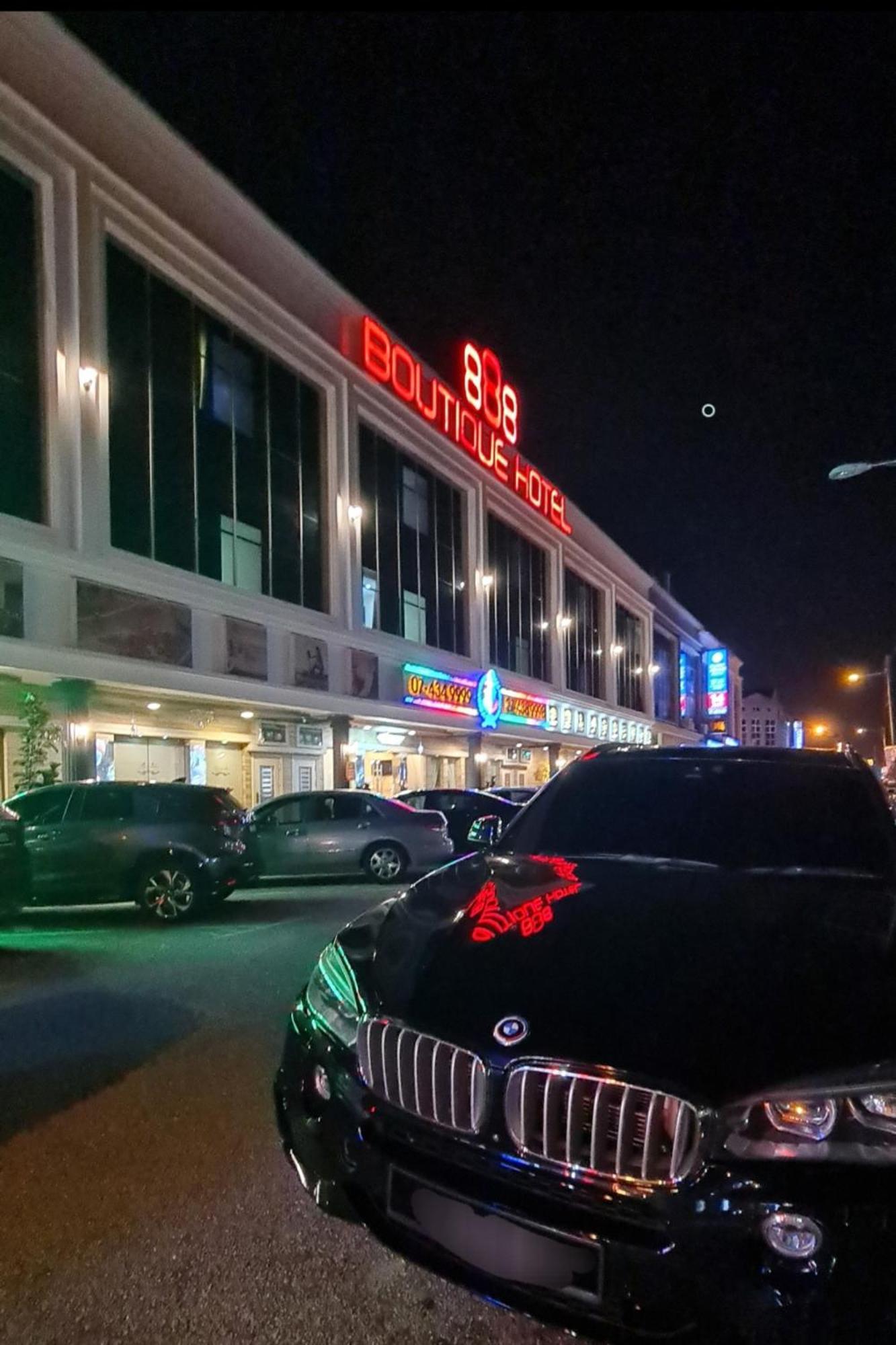 888 Boutique Hotel Batu Pahat Exterior foto