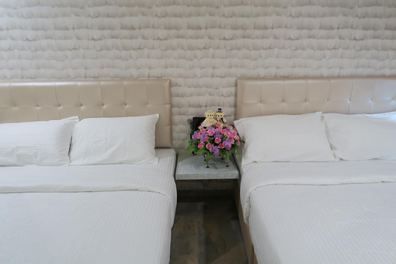 888 Boutique Hotel Batu Pahat Exterior foto