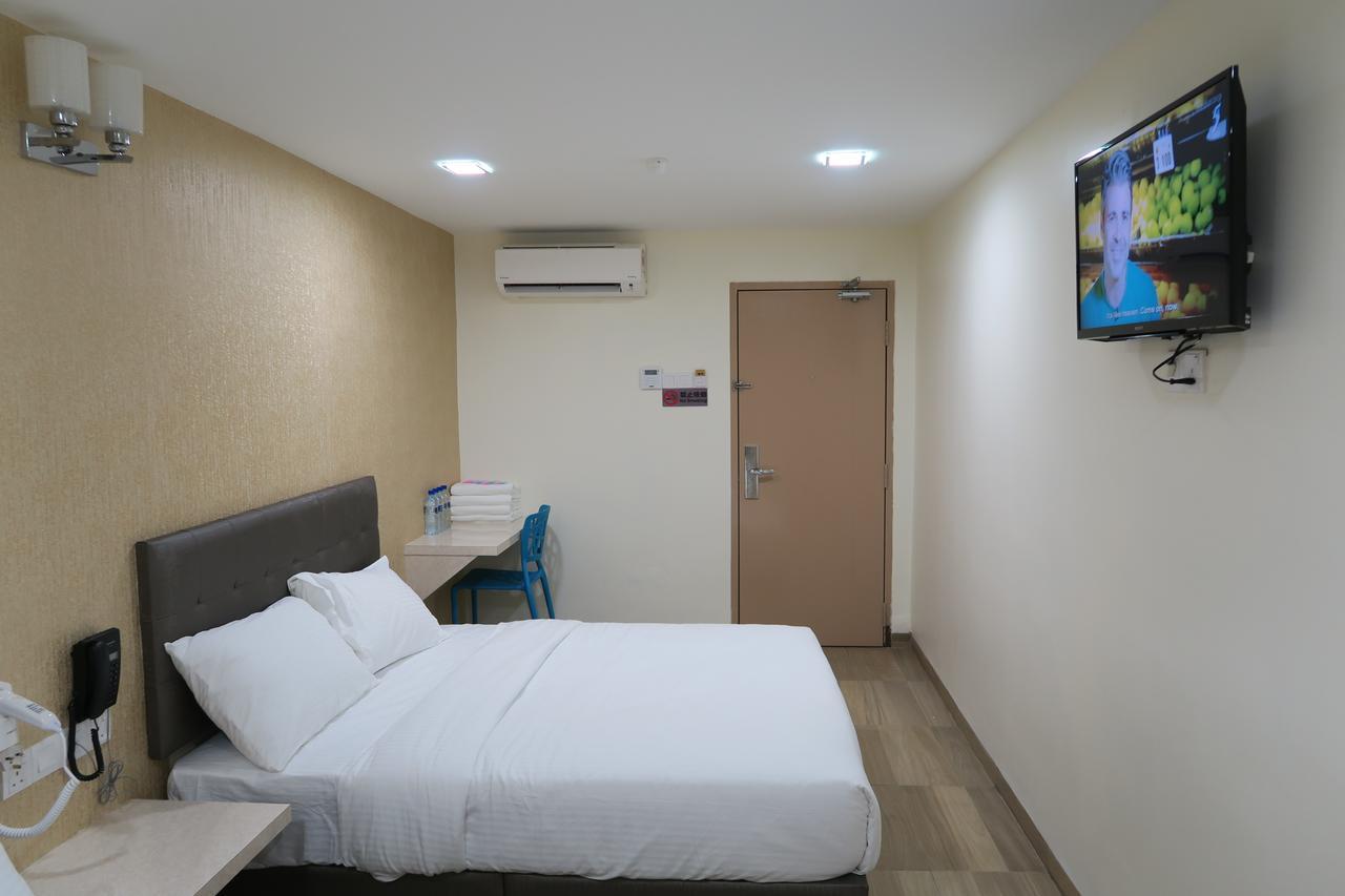 888 Boutique Hotel Batu Pahat Exterior foto